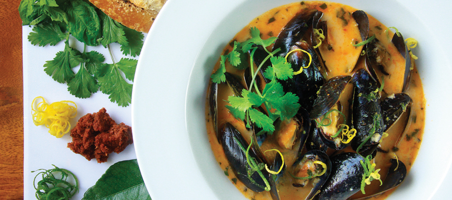 Your Own Personal Bistro: Thai Mussel Recipe